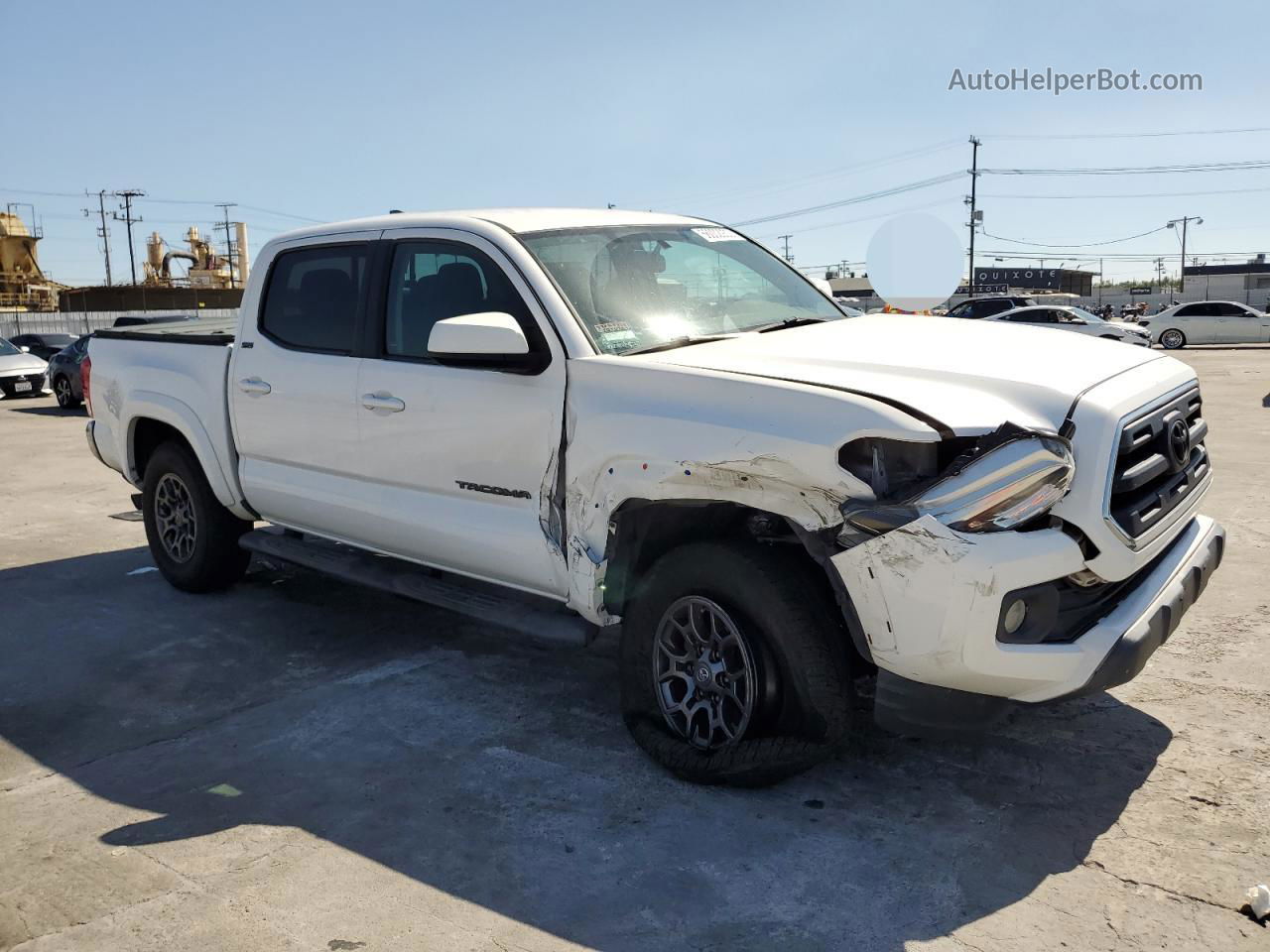 2017 Toyota Tacoma Double Cab White vin: 3TMAZ5CNXHM034812