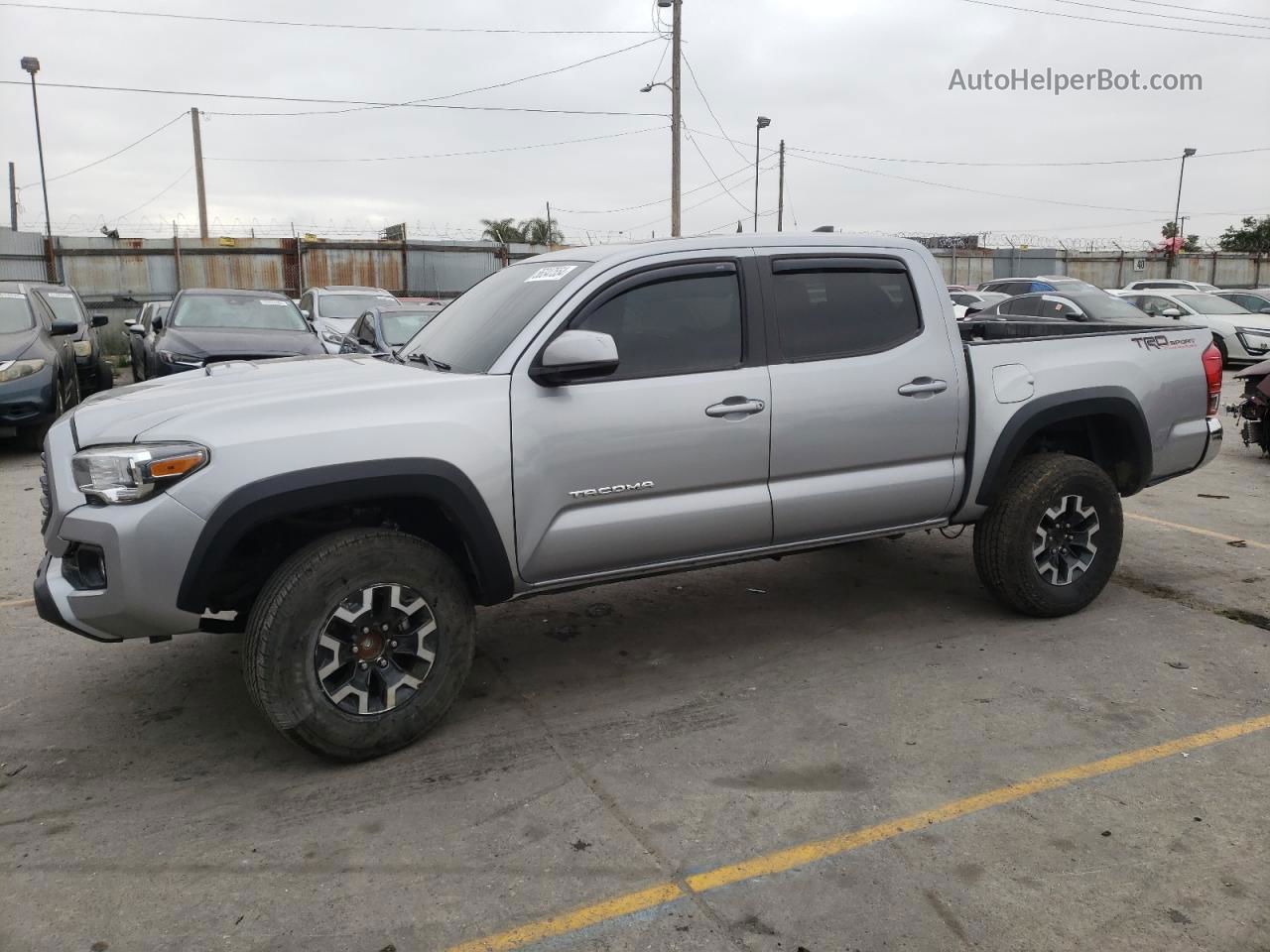 2017 Toyota Tacoma Double Cab Silver vin: 3TMBZ5DN6HM007657