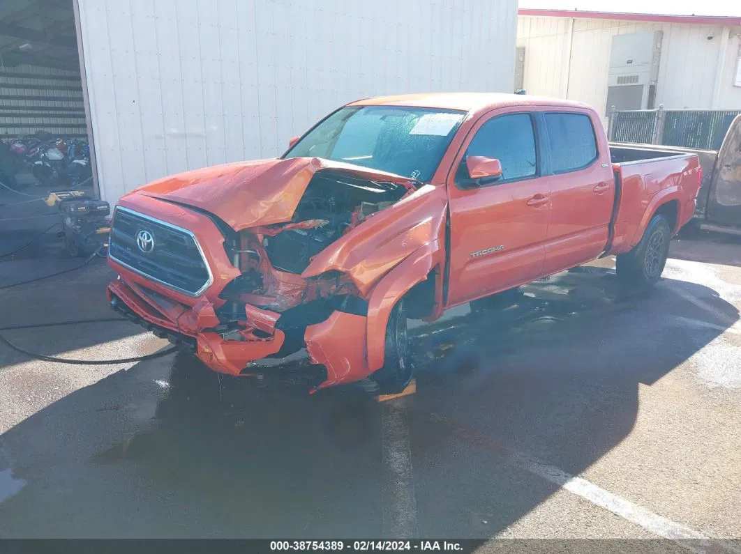 2017 Toyota Tacoma Sr5 Red vin: 3TMBZ5DN8HM009572