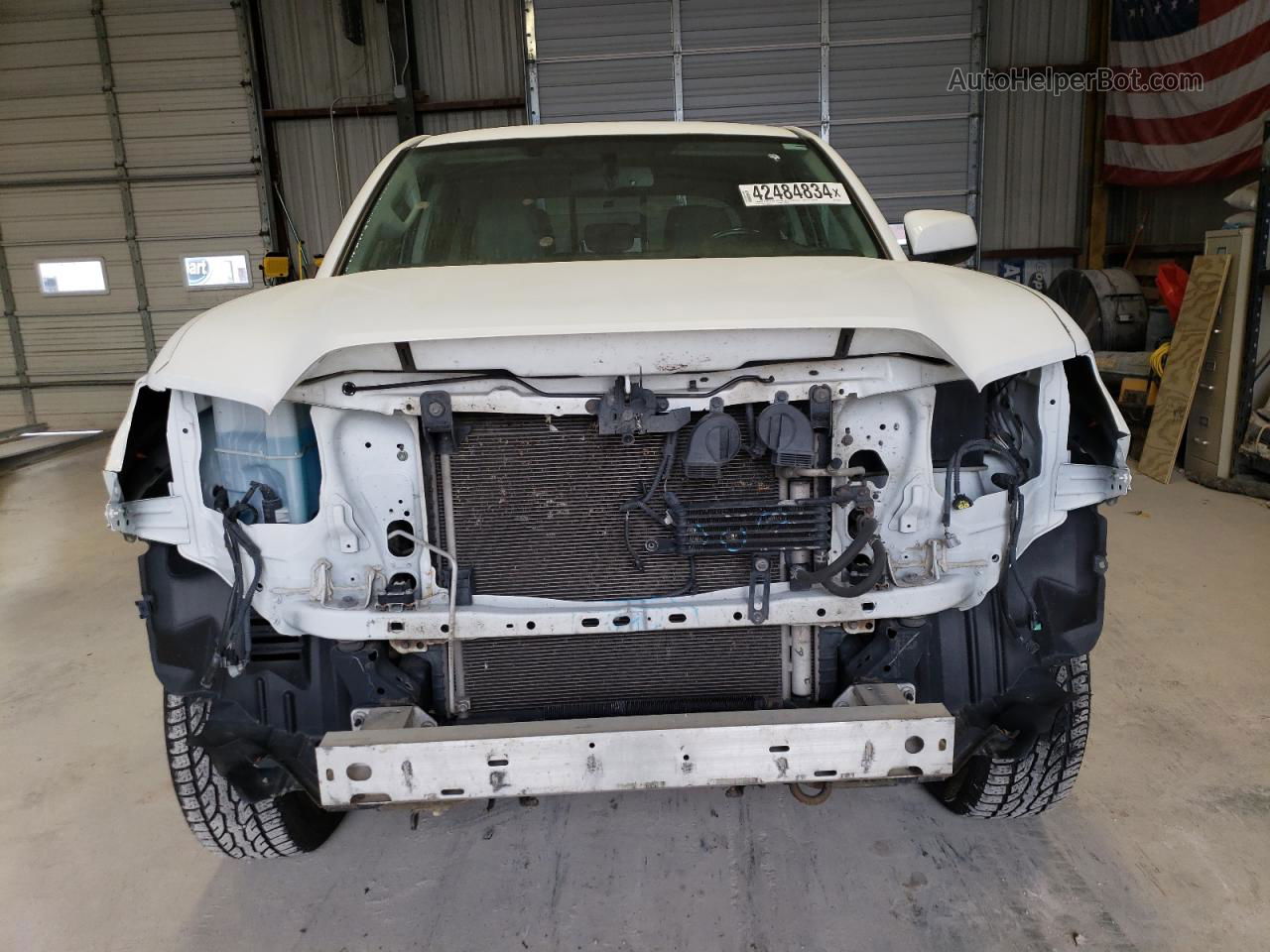 2017 Toyota Tacoma Double Cab Белый vin: 3TMCZ5AN0HM078278