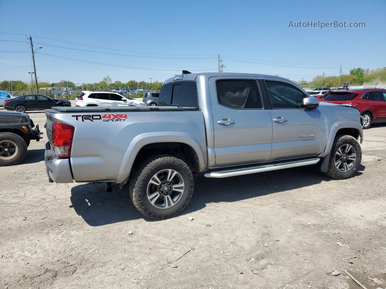2017 Toyota Tacoma Double Cab Silver vin: 3TMCZ5AN0HM088891