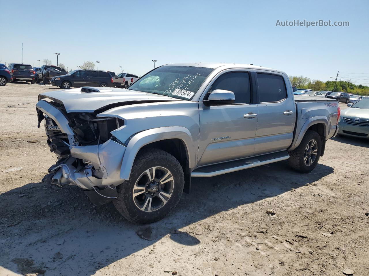 2017 Toyota Tacoma Double Cab Silver vin: 3TMCZ5AN0HM088891