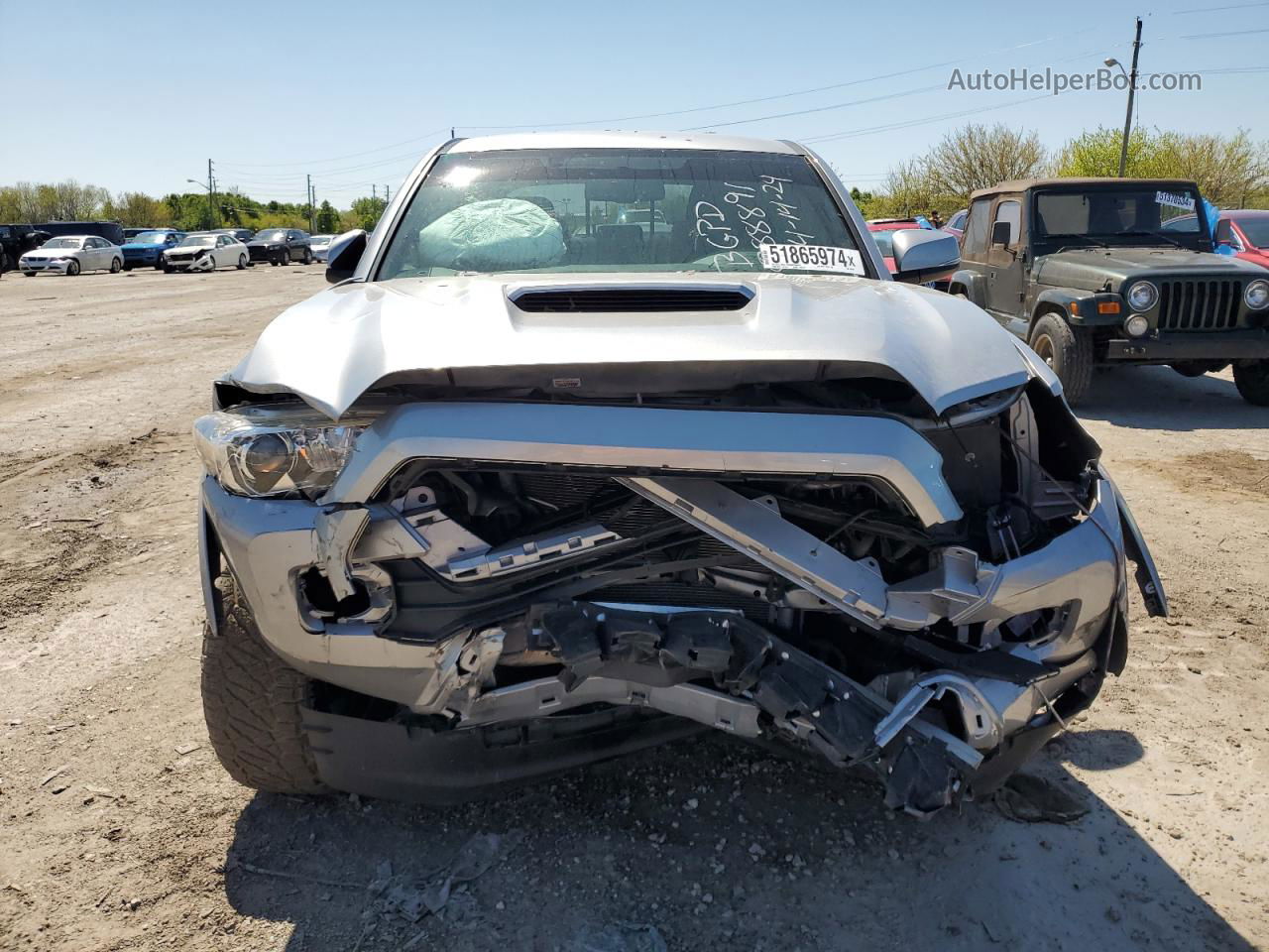 2017 Toyota Tacoma Double Cab Silver vin: 3TMCZ5AN0HM088891