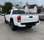 2017 Toyota Tacoma Double Cab White vin: 3TMCZ5AN0HM113580