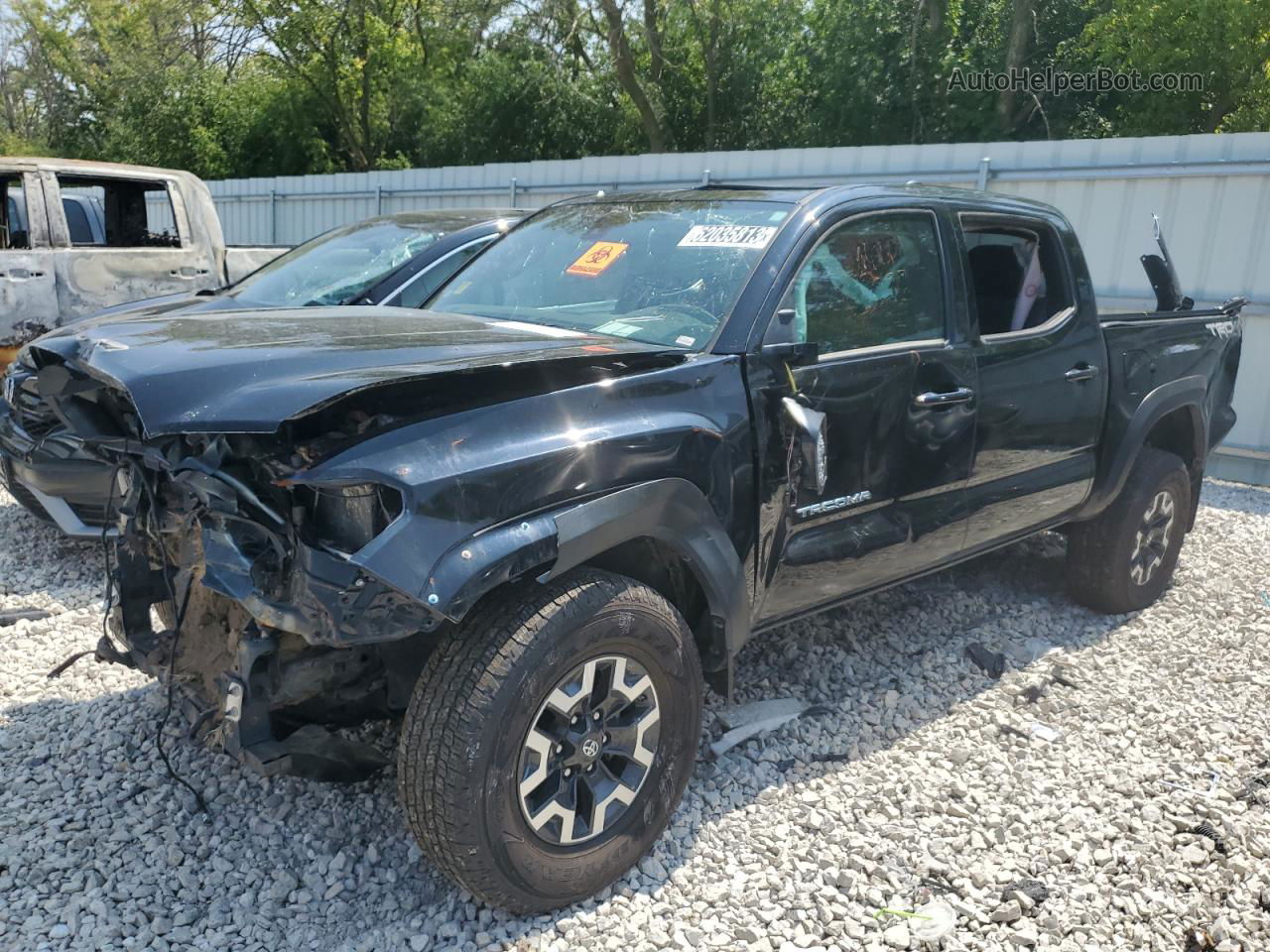 2020 Toyota Tacoma Double Cab Black vin: 3TMCZ5AN0LM335254