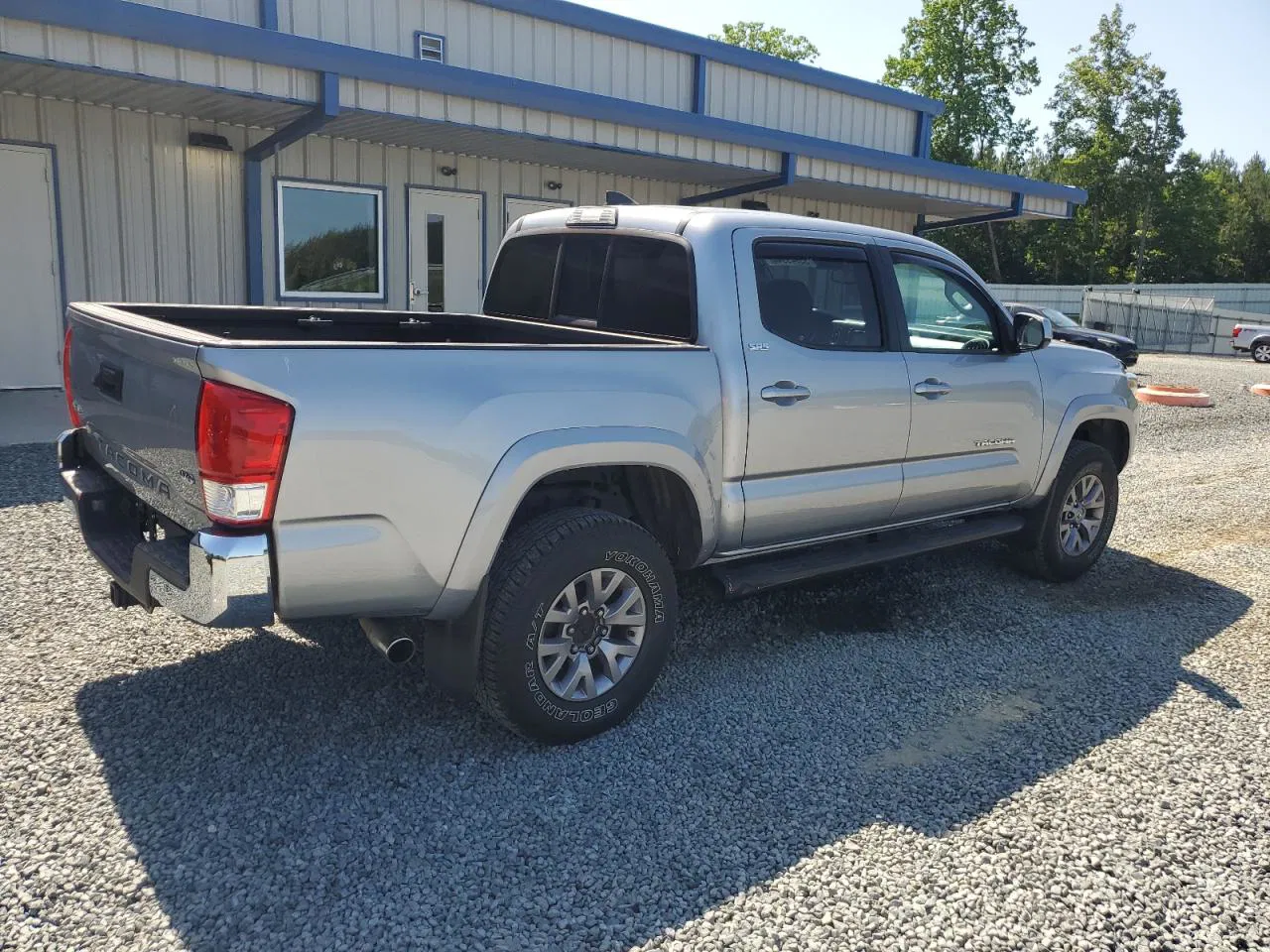 2017 Toyota Tacoma Double Cab Silver vin: 3TMCZ5AN1HM057357