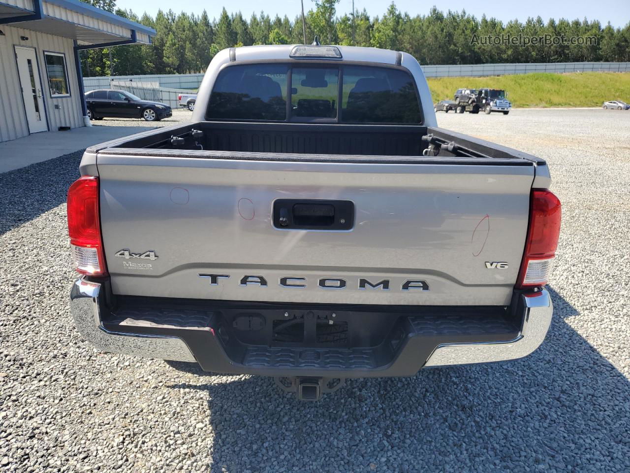 2017 Toyota Tacoma Double Cab Silver vin: 3TMCZ5AN1HM057357