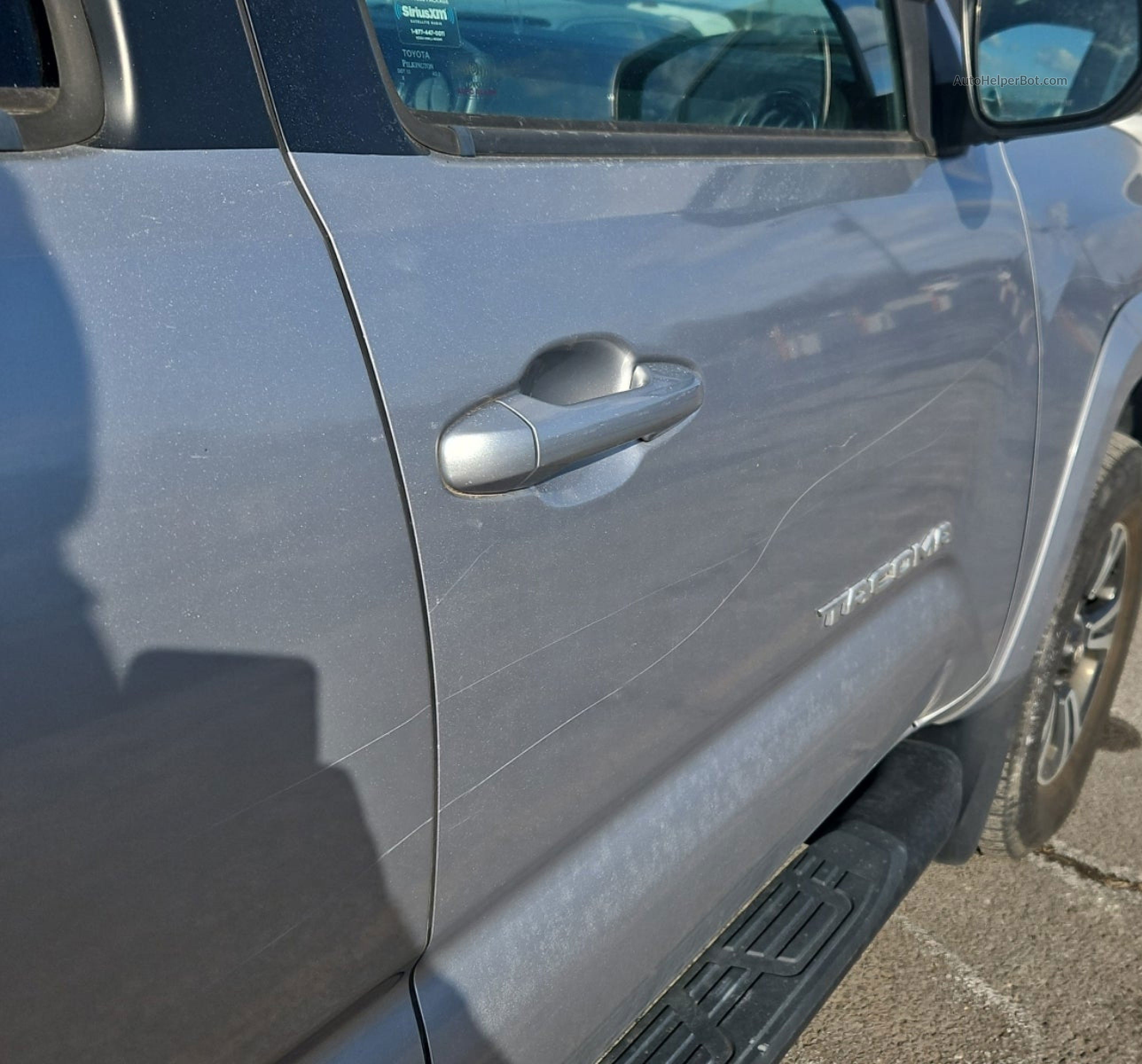 2017 Toyota Tacoma Trd Sport Серебряный vin: 3TMCZ5AN1HM099396