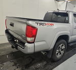 2017 Toyota Tacoma Trd Sport Серебряный vin: 3TMCZ5AN1HM099396