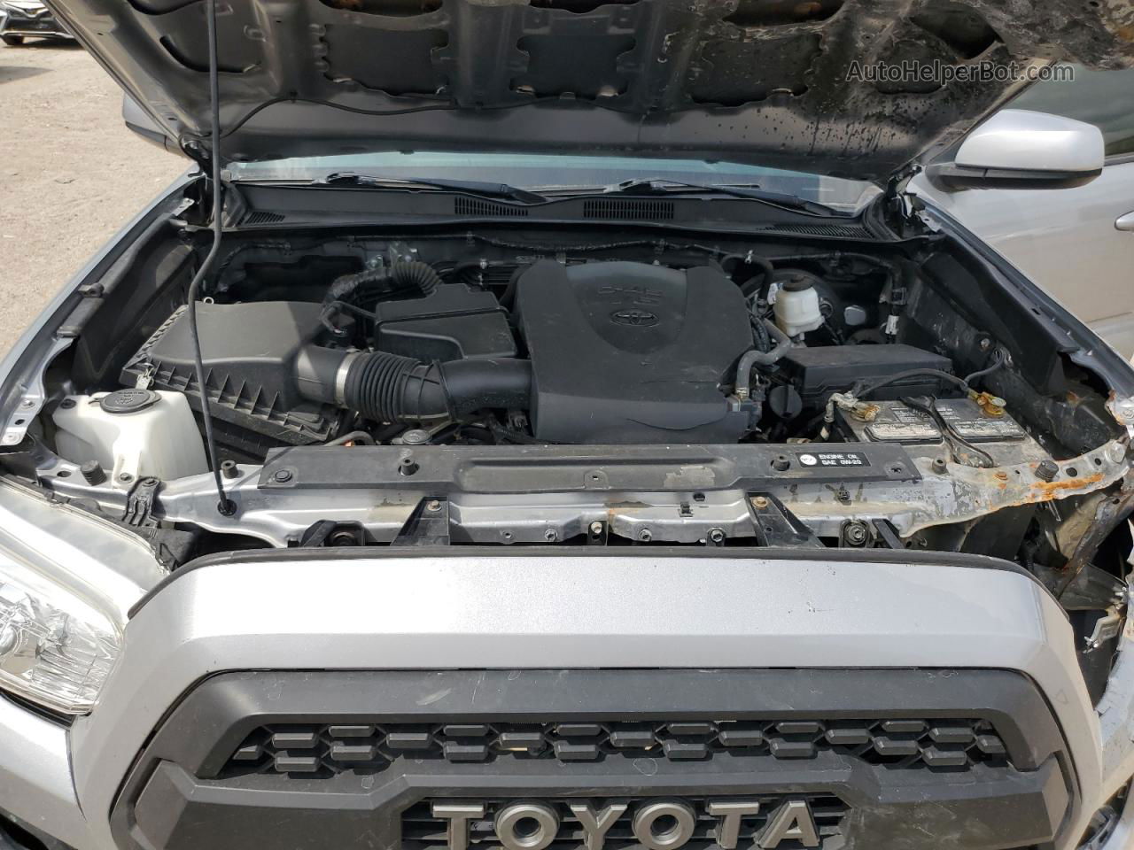 2019 Toyota Tacoma Double Cab Silver vin: 3TMCZ5AN1KM192751