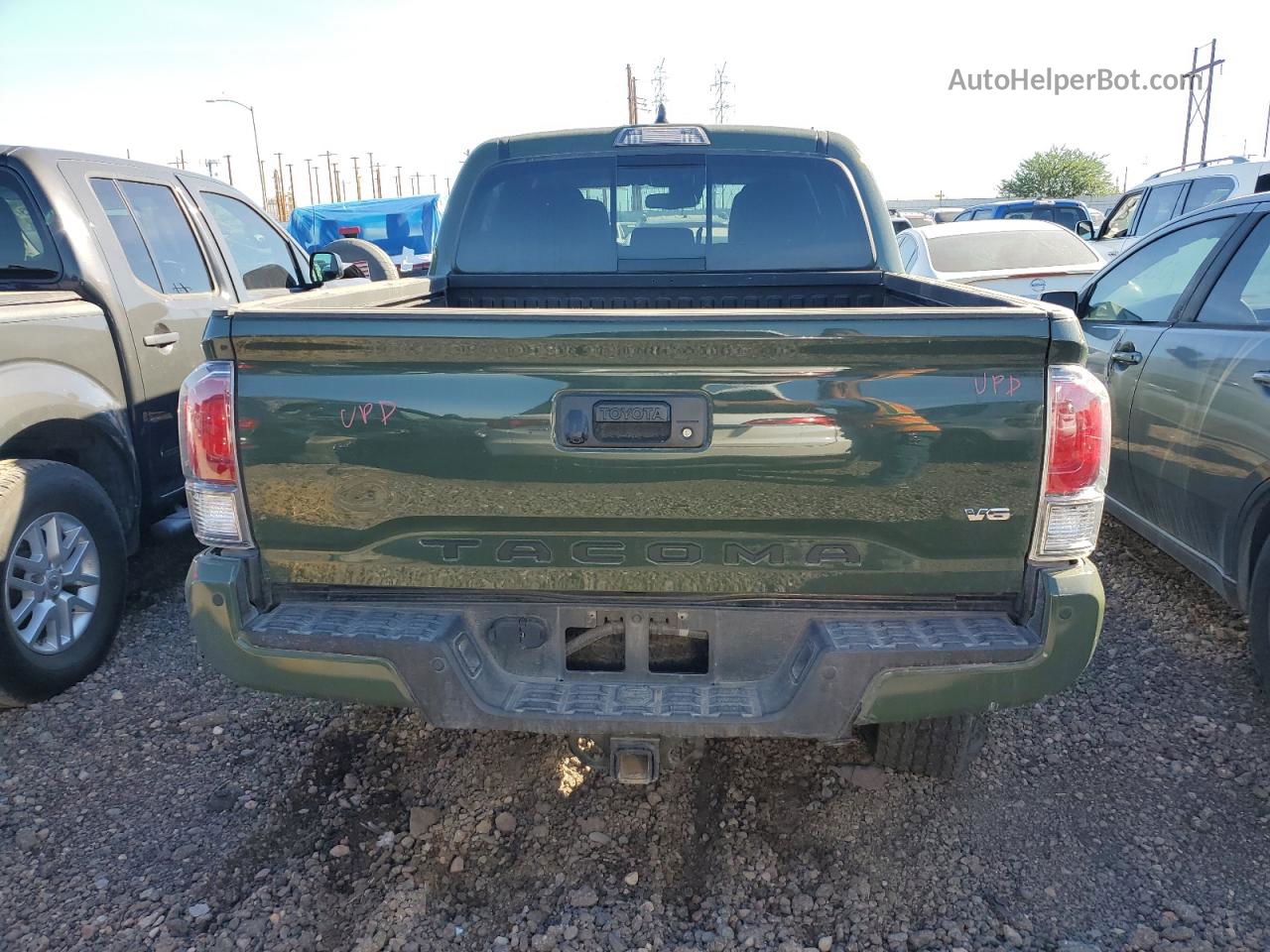 2021 Toyota Tacoma Double Cab Зеленый vin: 3TMCZ5AN1MM444808