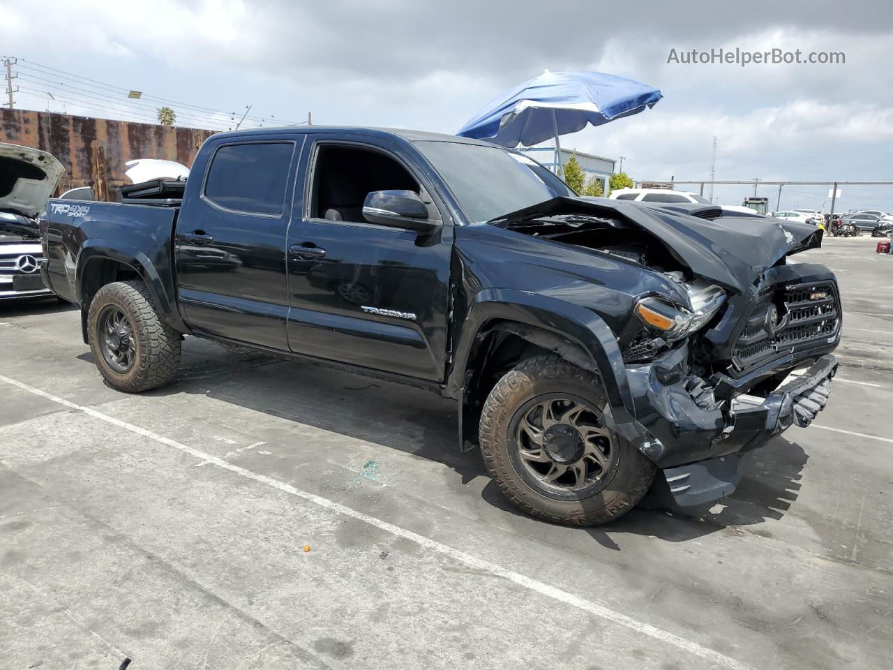 2017 Toyota Tacoma Double Cab Black vin: 3TMCZ5AN2HM075463