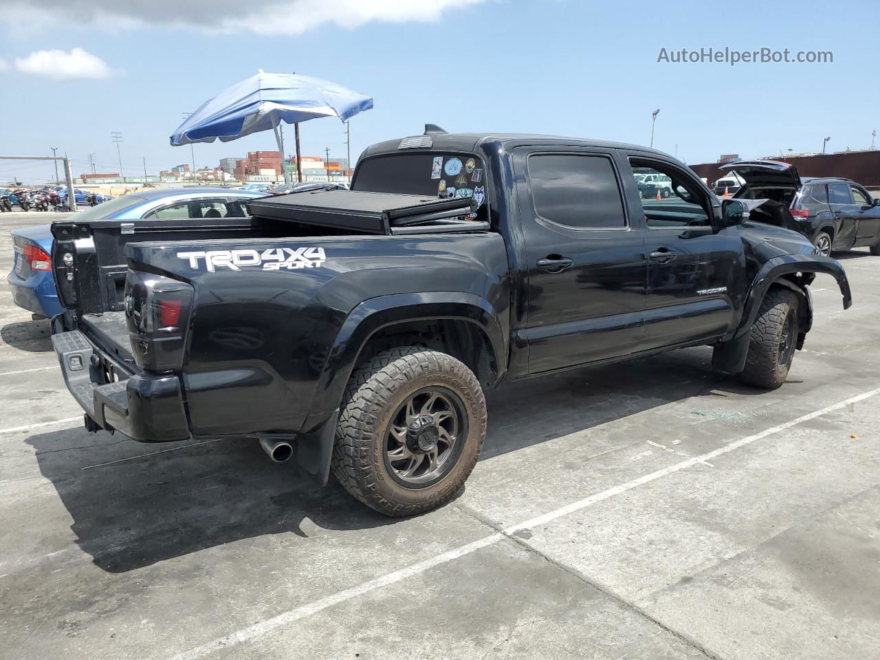 2017 Toyota Tacoma Double Cab Black vin: 3TMCZ5AN2HM075463