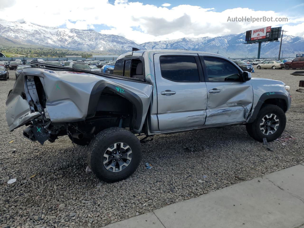 2019 Toyota Tacoma Double Cab Silver vin: 3TMCZ5AN2KM237387