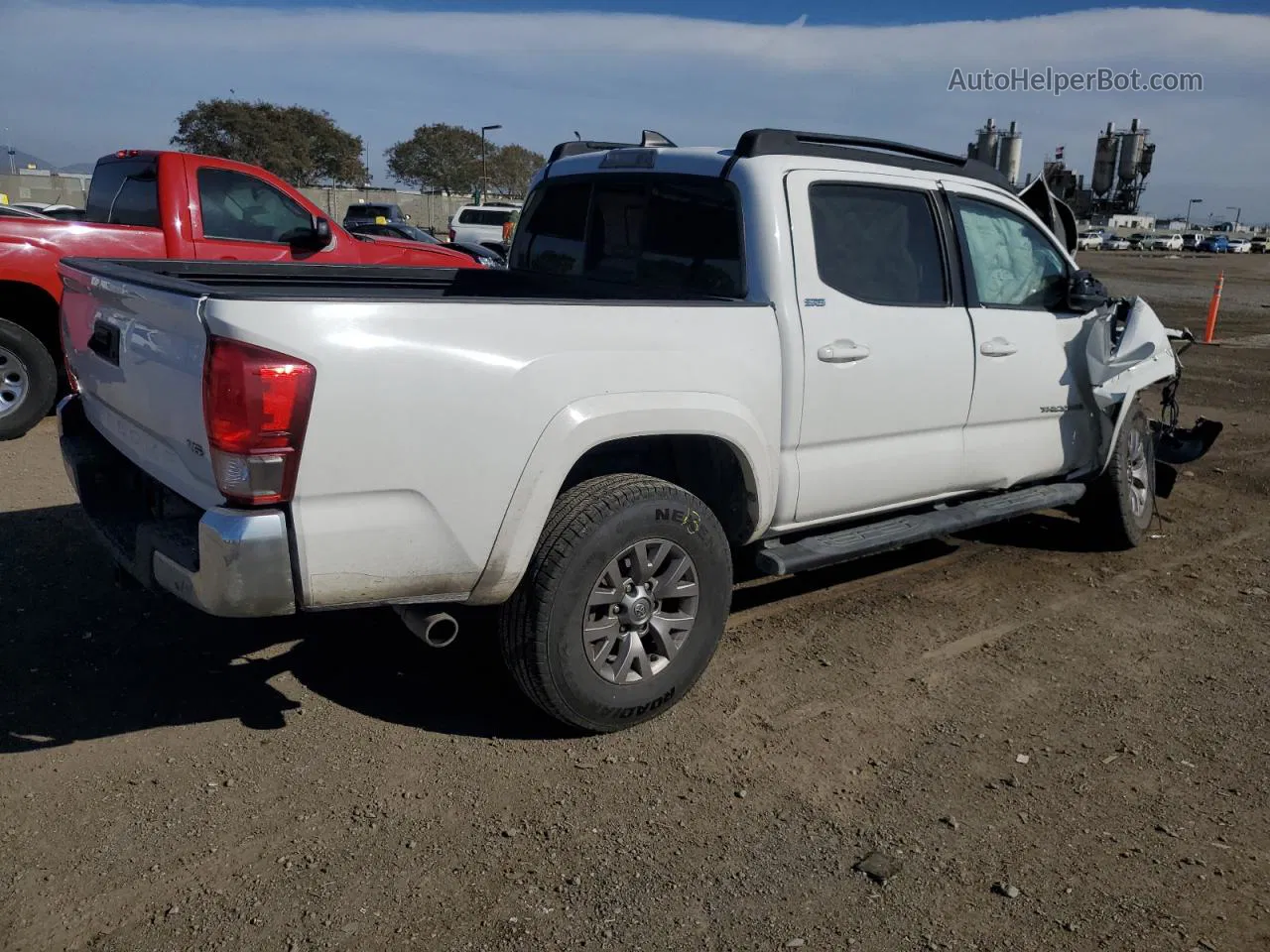 2017 Toyota Tacoma Double Cab White vin: 3TMCZ5AN3HM091445