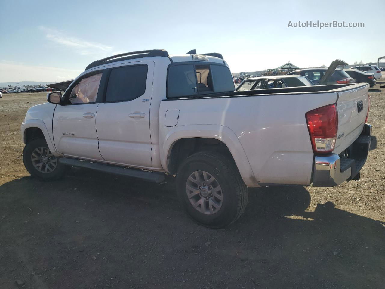 2017 Toyota Tacoma Double Cab White vin: 3TMCZ5AN3HM091445