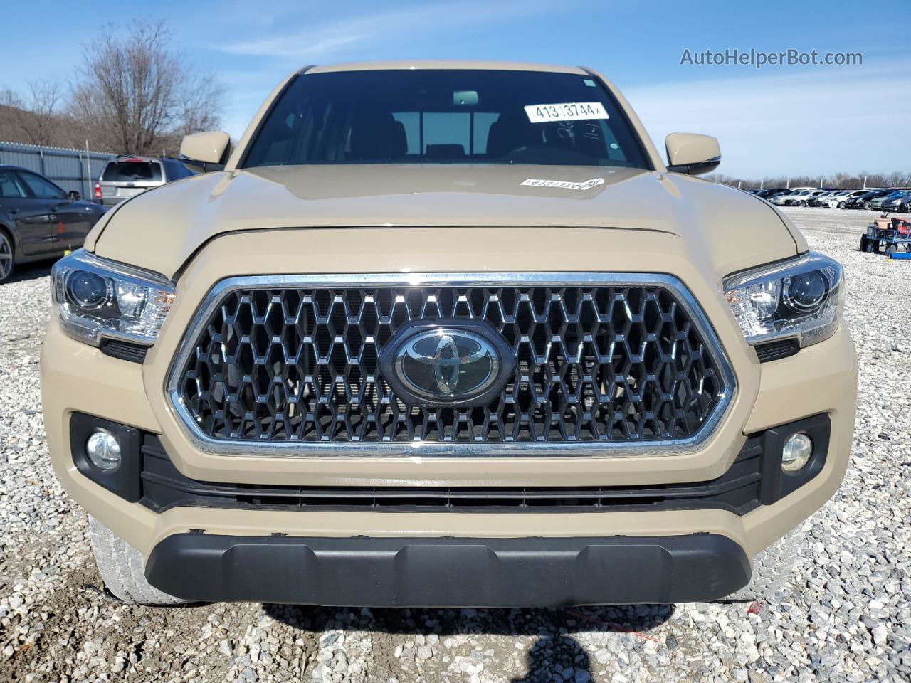 2019 Toyota Tacoma Double Cab Tan vin: 3TMCZ5AN3KM202664