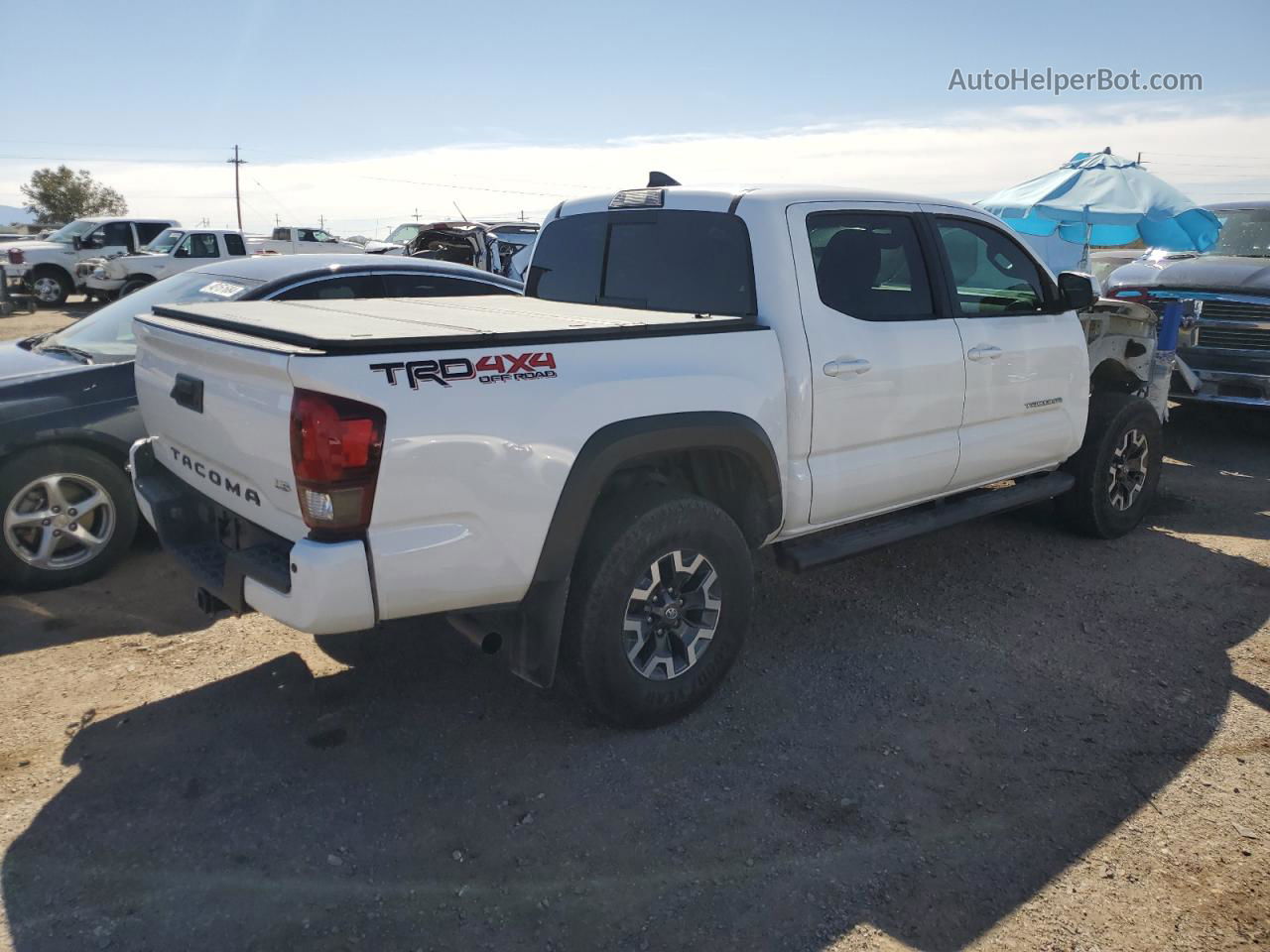 2019 Toyota Tacoma Double Cab White vin: 3TMCZ5AN3KM239973