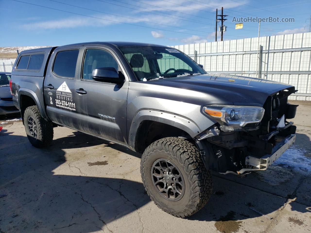 2017 Toyota Tacoma Double Cab Gray vin: 3TMCZ5AN4HM068353