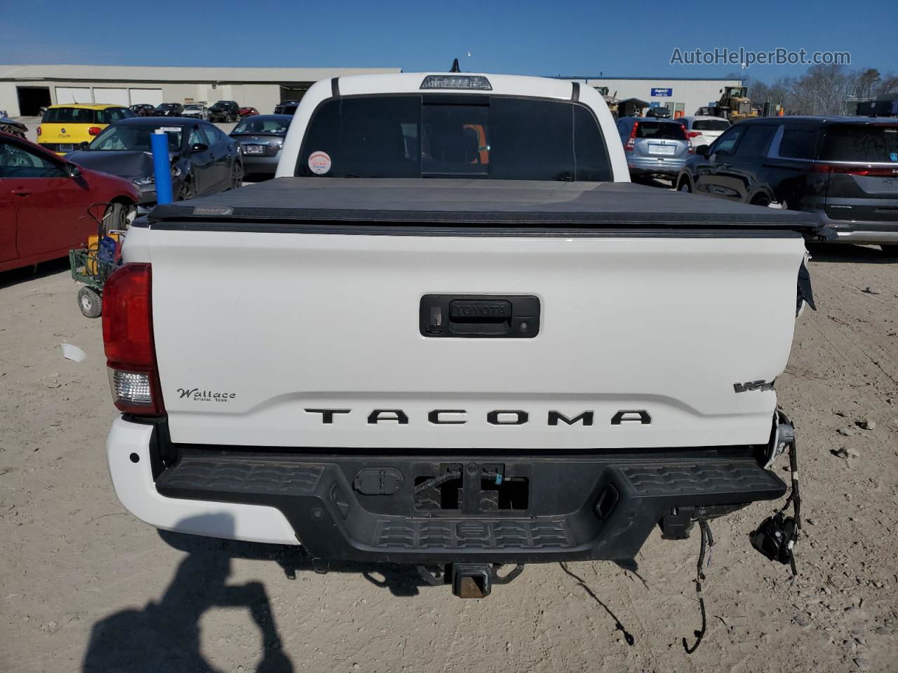 2017 Toyota Tacoma Double Cab White vin: 3TMCZ5AN4HM073438