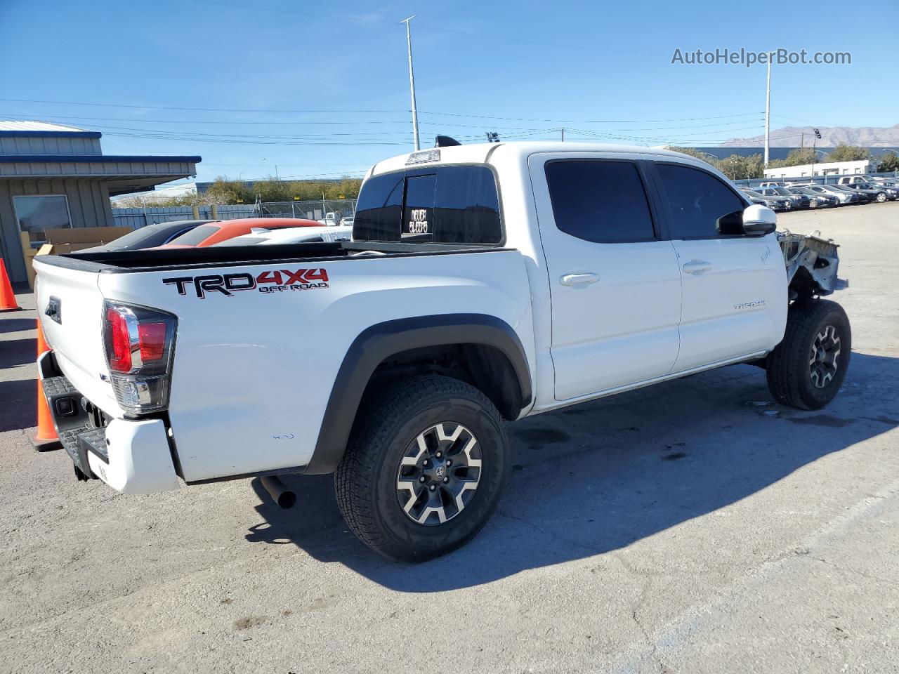 2020 Toyota Tacoma Double Cab White vin: 3TMCZ5AN4LM320191