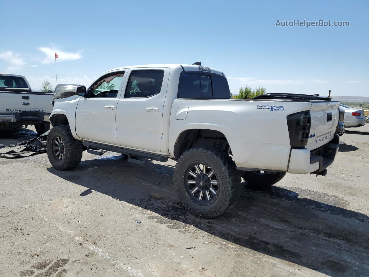 2020 Toyota Tacoma Double Cab White vin: 3TMCZ5AN4LM325455