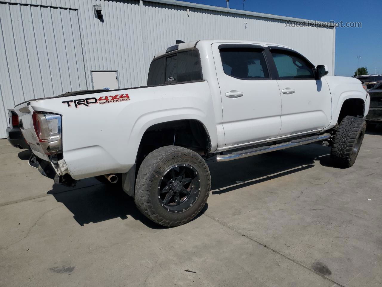 2017 Toyota Tacoma Double Cab White vin: 3TMCZ5AN5HM044692