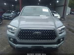 2019 Toyota Tacoma 4wd Sr/sr5/trd Sport Gray vin: 3TMCZ5AN5KM263143