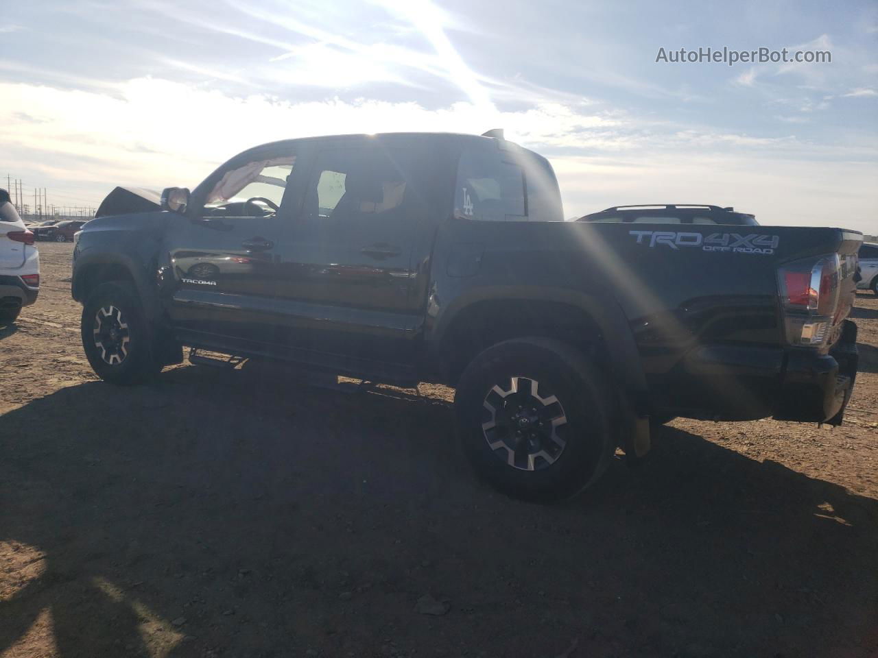 2020 Toyota Tacoma Double Cab Черный vin: 3TMCZ5AN5LM361557