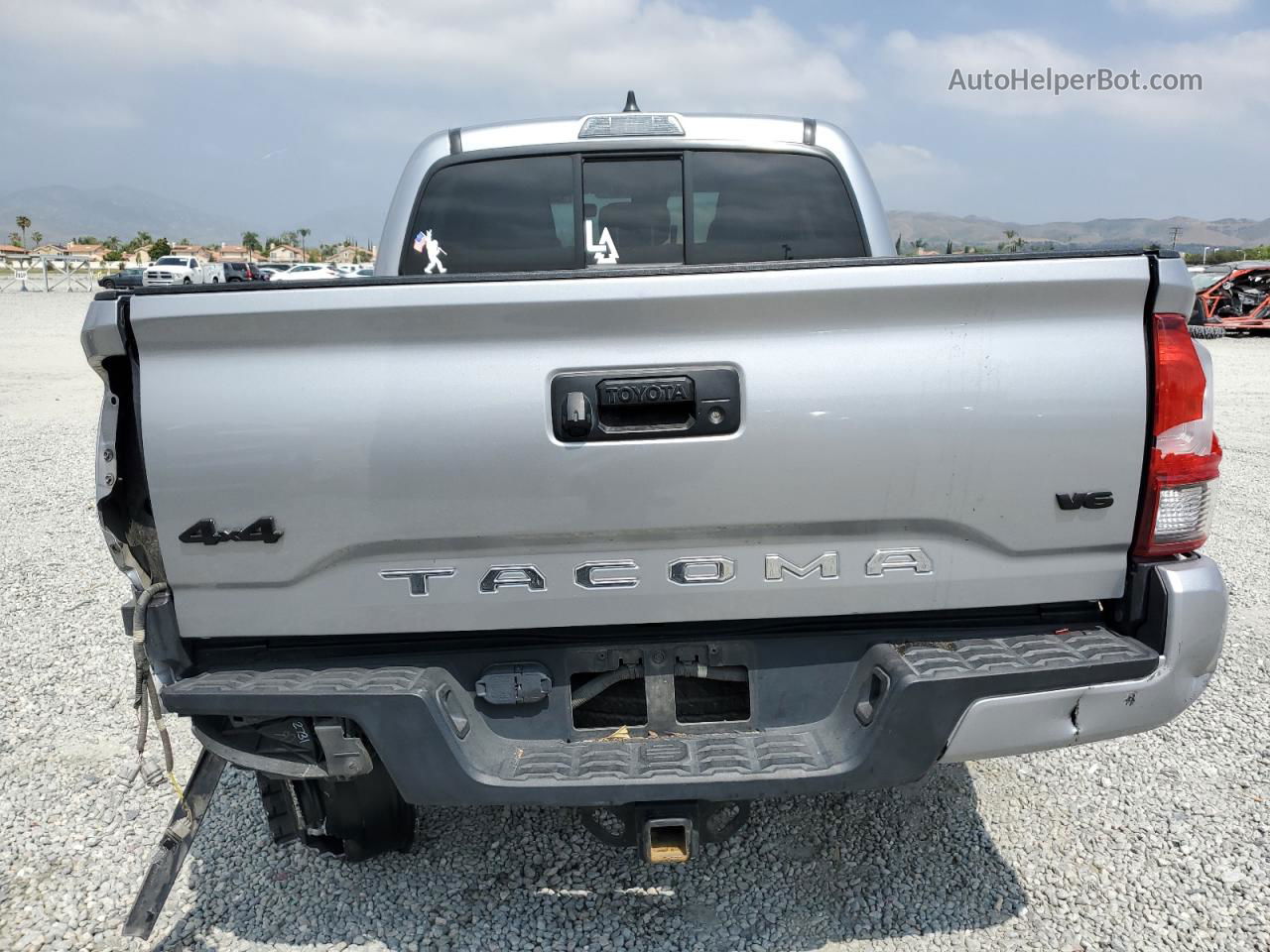 2021 Toyota Tacoma Double Cab Silver vin: 3TMCZ5AN5MM380210