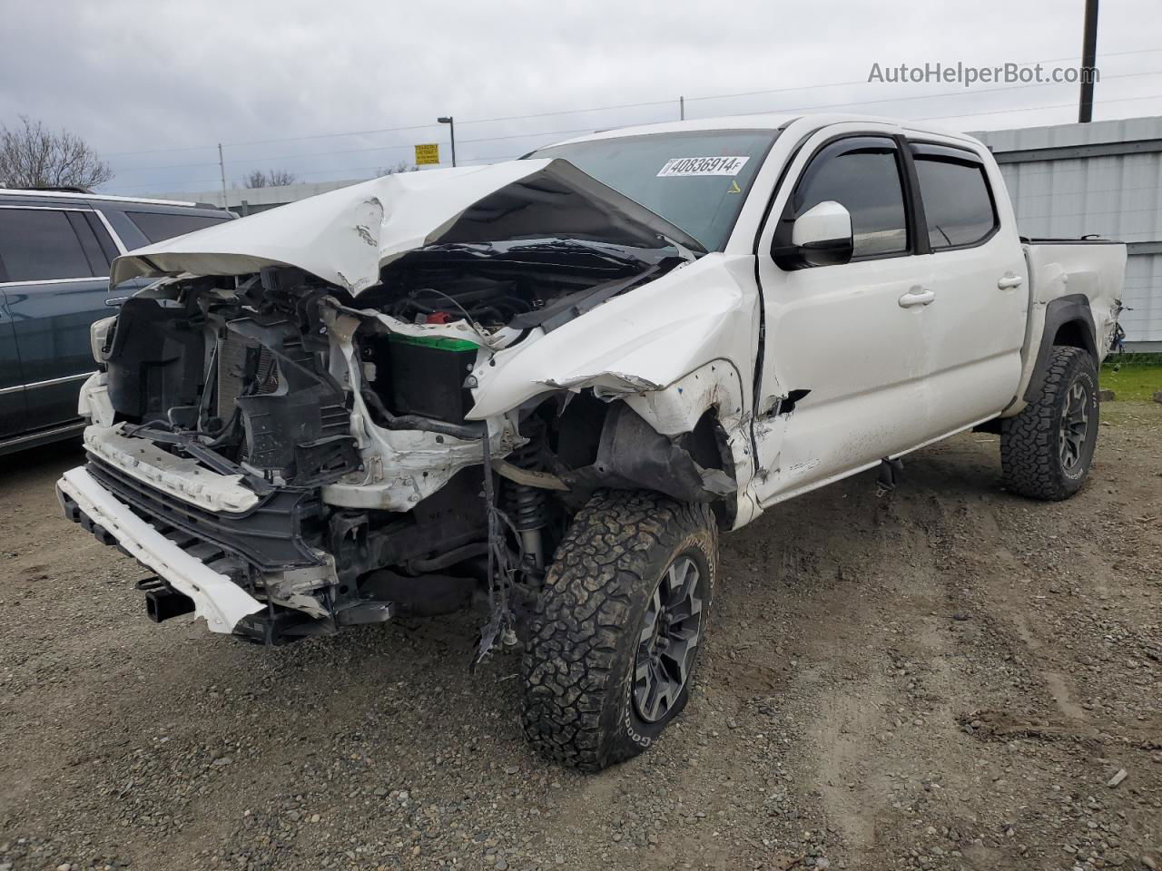 2017 Toyota Tacoma Double Cab White vin: 3TMCZ5AN6HM044989