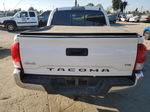 2017 Toyota Tacoma Double Cab Белый vin: 3TMCZ5AN6HM075188 Damage: Rear Bumper/Cover, Dent(s) W/ Paint Dmg, 7 to 8 inches