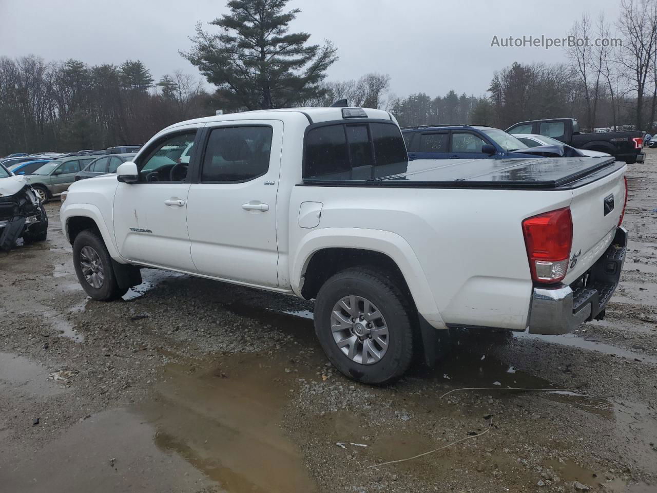 2017 Toyota Tacoma Double Cab White vin: 3TMCZ5AN6HM116595