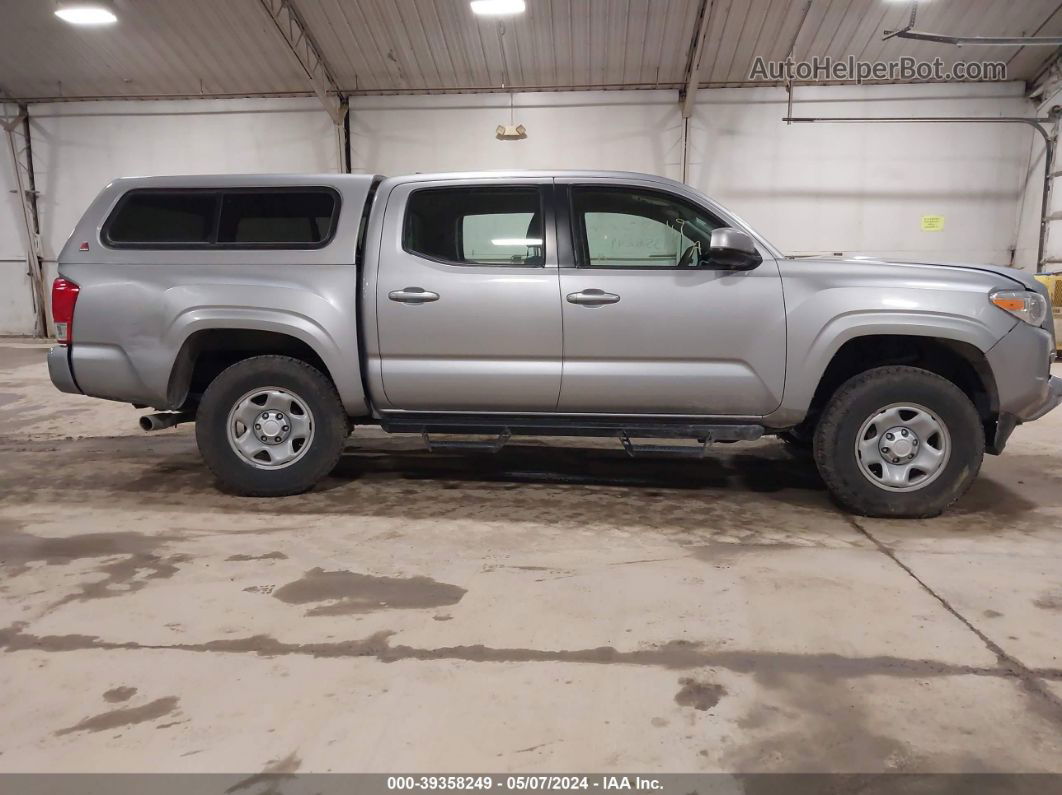 2017 Toyota Tacoma Sr V6 Серебряный vin: 3TMCZ5AN6HM118931