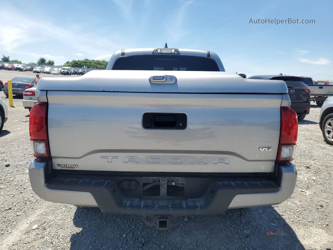 2019 Toyota Tacoma Double Cab Silver vin: 3TMCZ5AN6KM238736