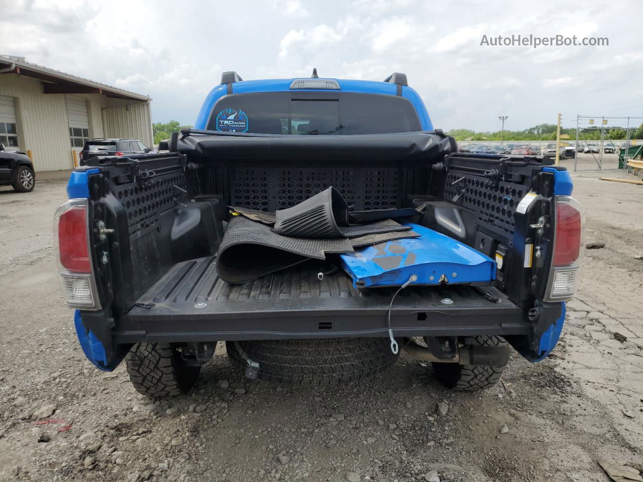 2020 Toyota Tacoma Double Cab Blue vin: 3TMCZ5AN6LM290028