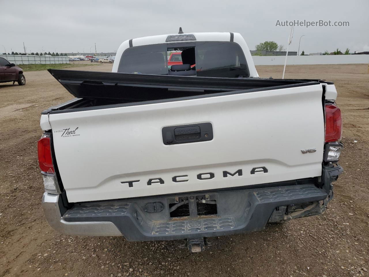 2020 Toyota Tacoma Double Cab White vin: 3TMCZ5AN6LM339714