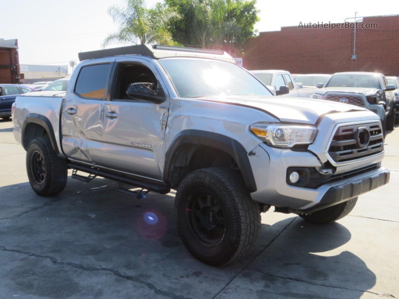 2020 Toyota Tacoma Double Cab Silver vin: 3TMCZ5AN6LM343861