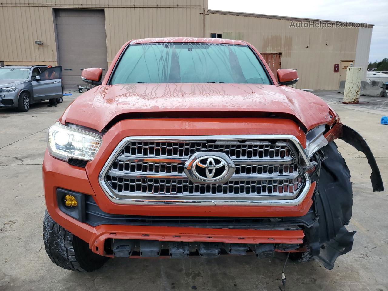 2017 Toyota Tacoma Double Cab Оранжевый vin: 3TMCZ5AN7HM054074