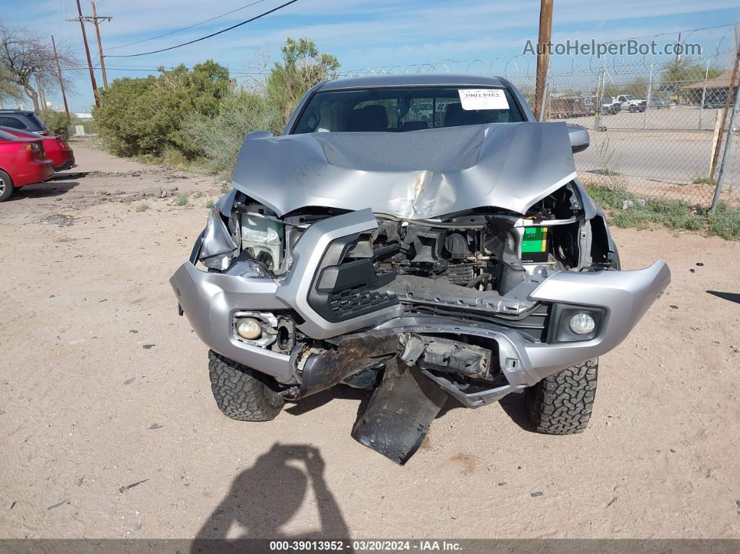 2017 Toyota Tacoma Trd Off Road Gray vin: 3TMCZ5AN7HM098494