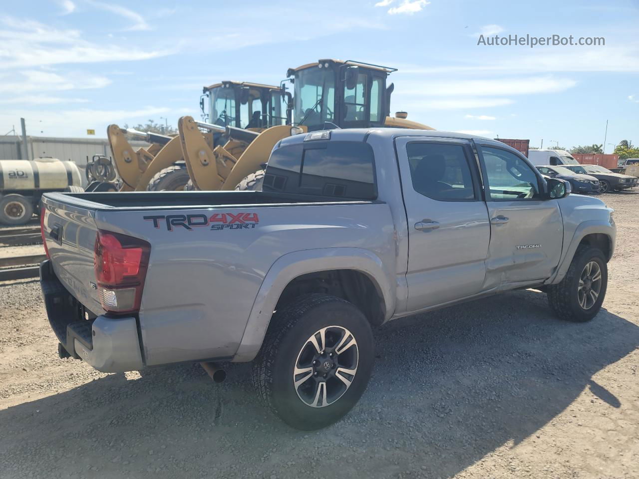 2019 Toyota Tacoma Double Cab Gray vin: 3TMCZ5AN7KM242391