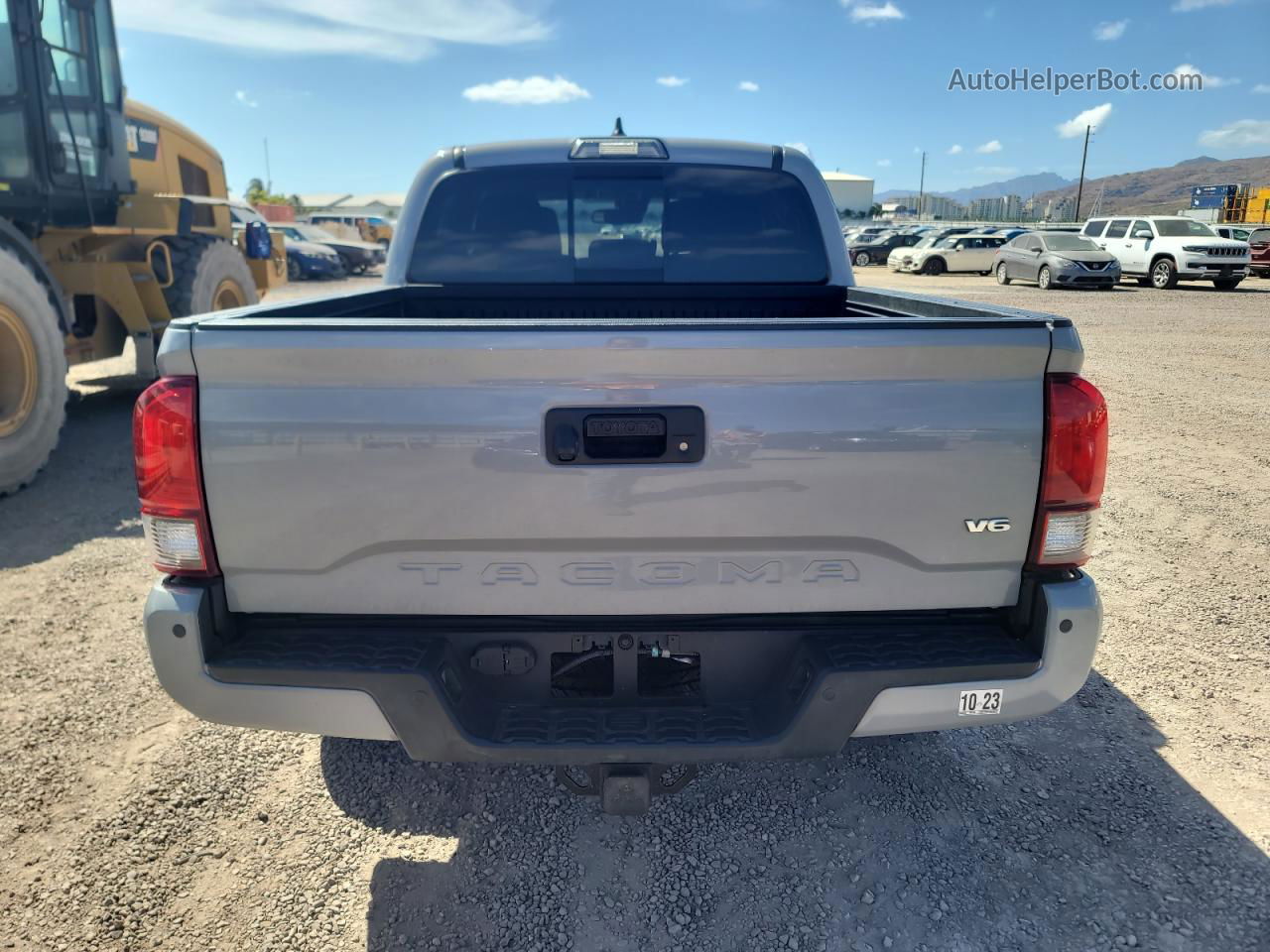 2019 Toyota Tacoma Double Cab Gray vin: 3TMCZ5AN7KM242391