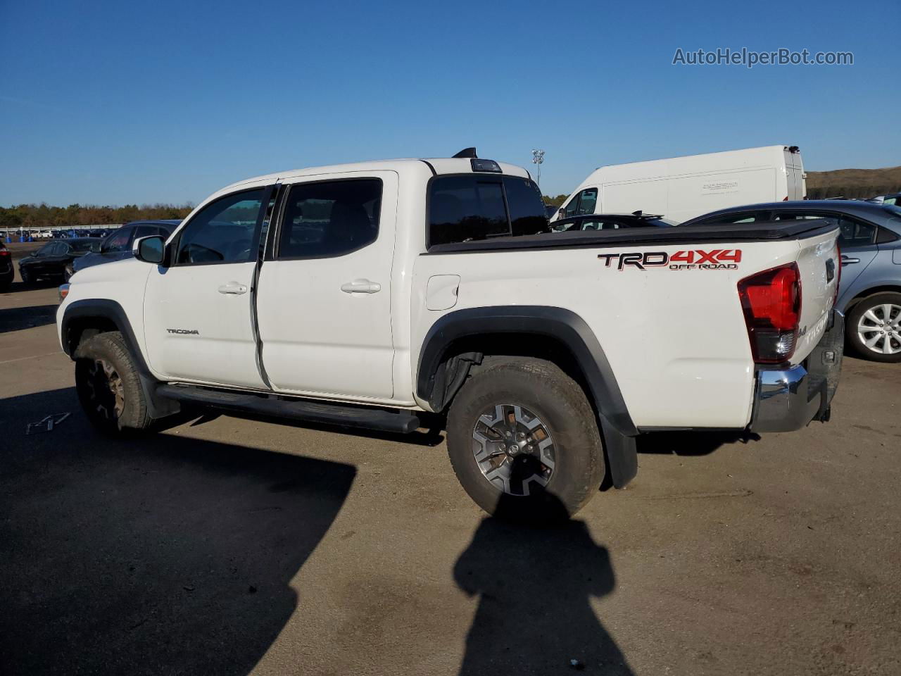 2019 Toyota Tacoma Double Cab White vin: 3TMCZ5AN7KM247901