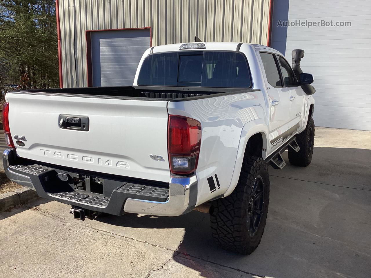 2019 Toyota Tacoma Double Cab White vin: 3TMCZ5AN7KM261135