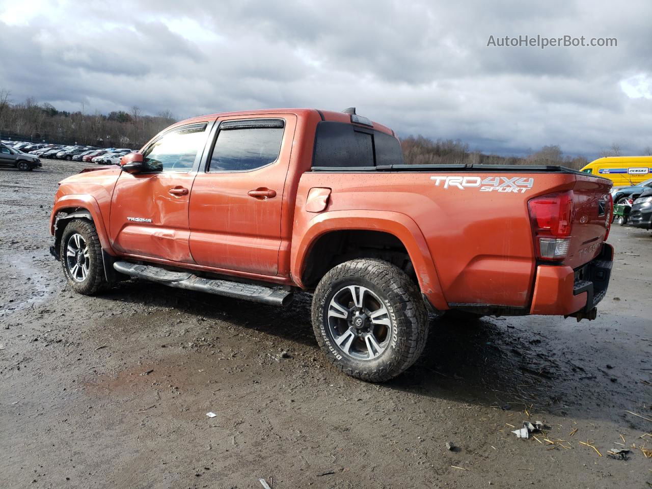 2017 Toyota Tacoma Double Cab Orange vin: 3TMCZ5AN8HM095104