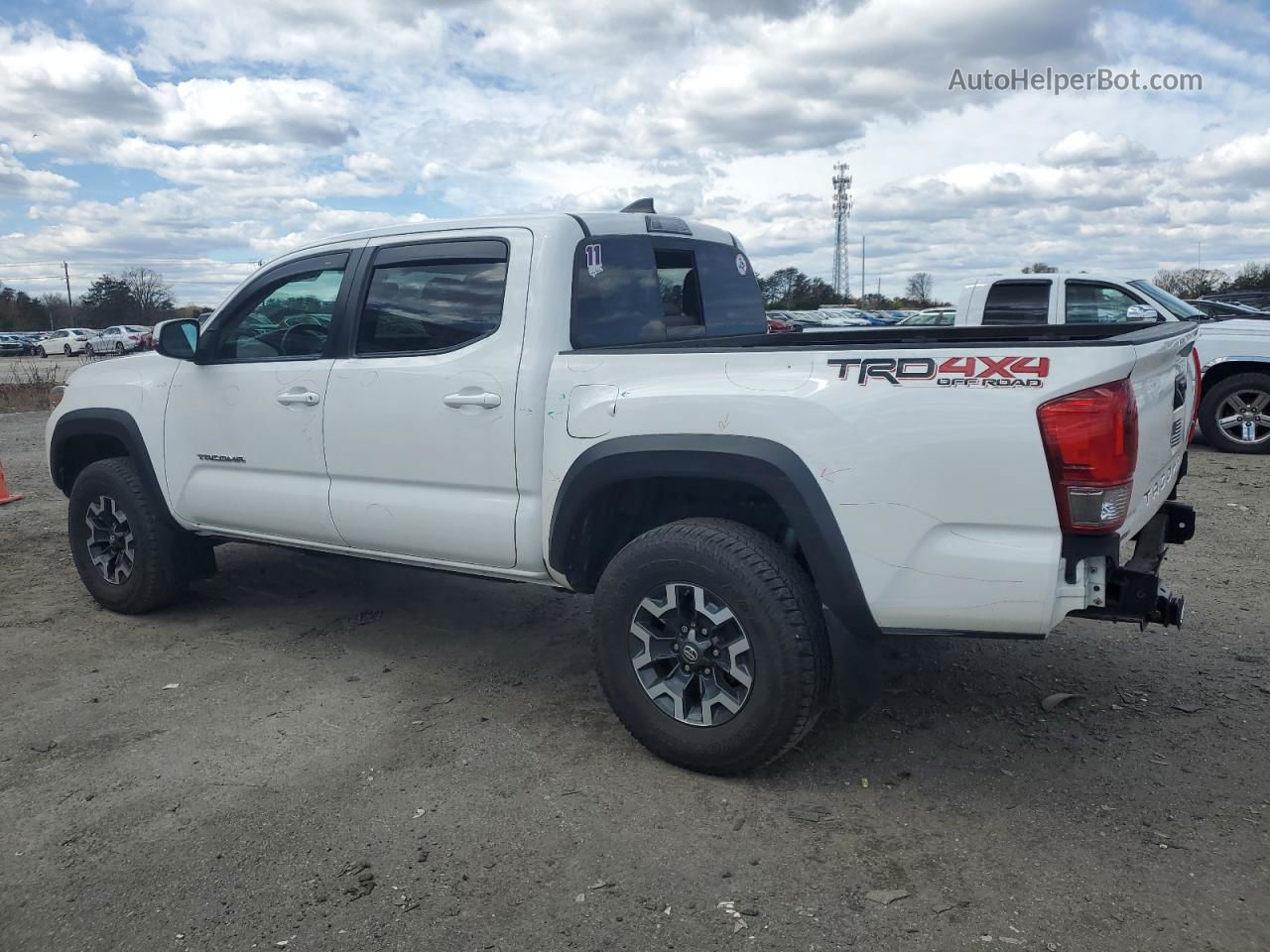 2017 Toyota Tacoma Double Cab White vin: 3TMCZ5AN9HM079526