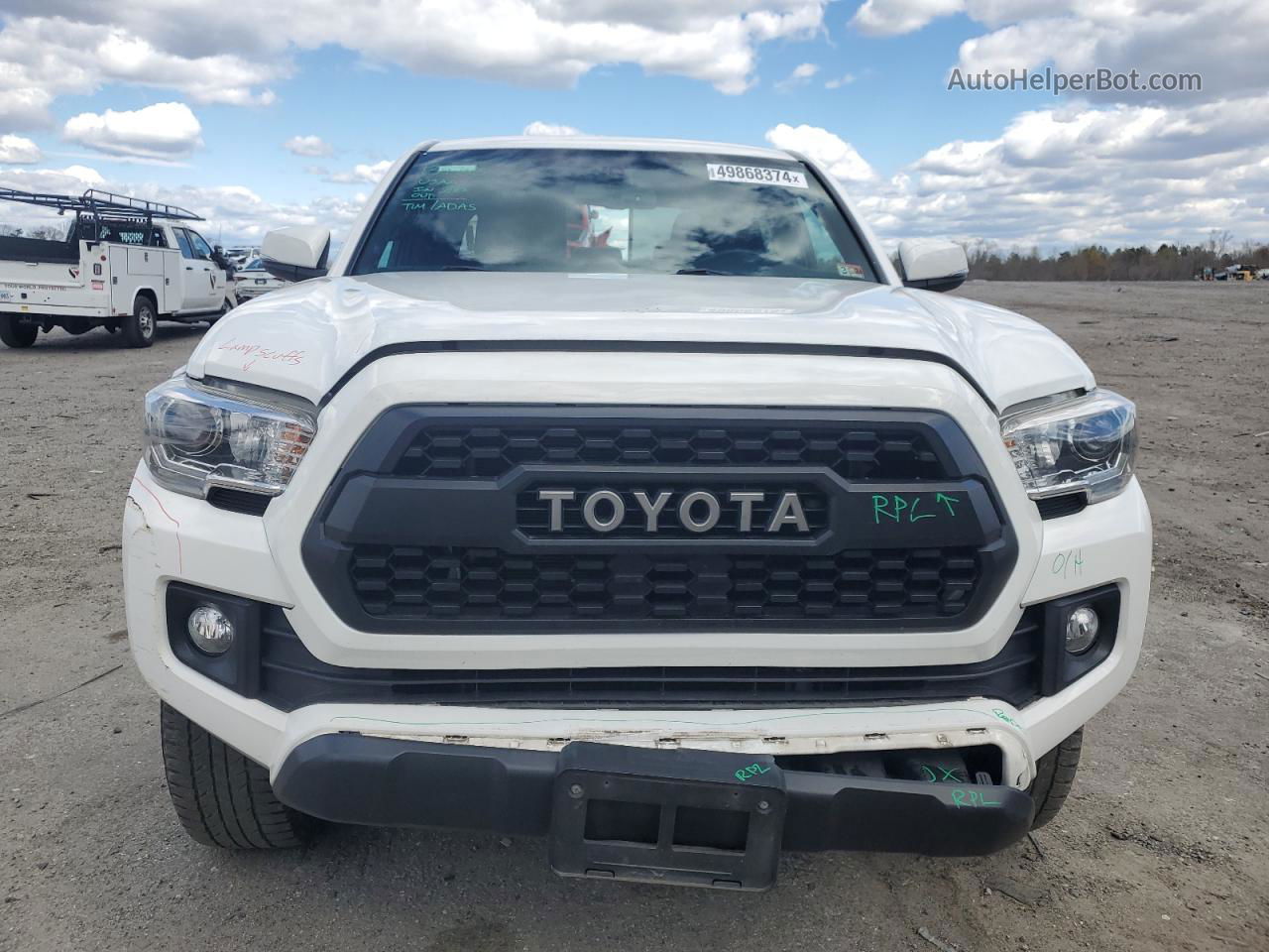 2017 Toyota Tacoma Double Cab White vin: 3TMCZ5AN9HM079526