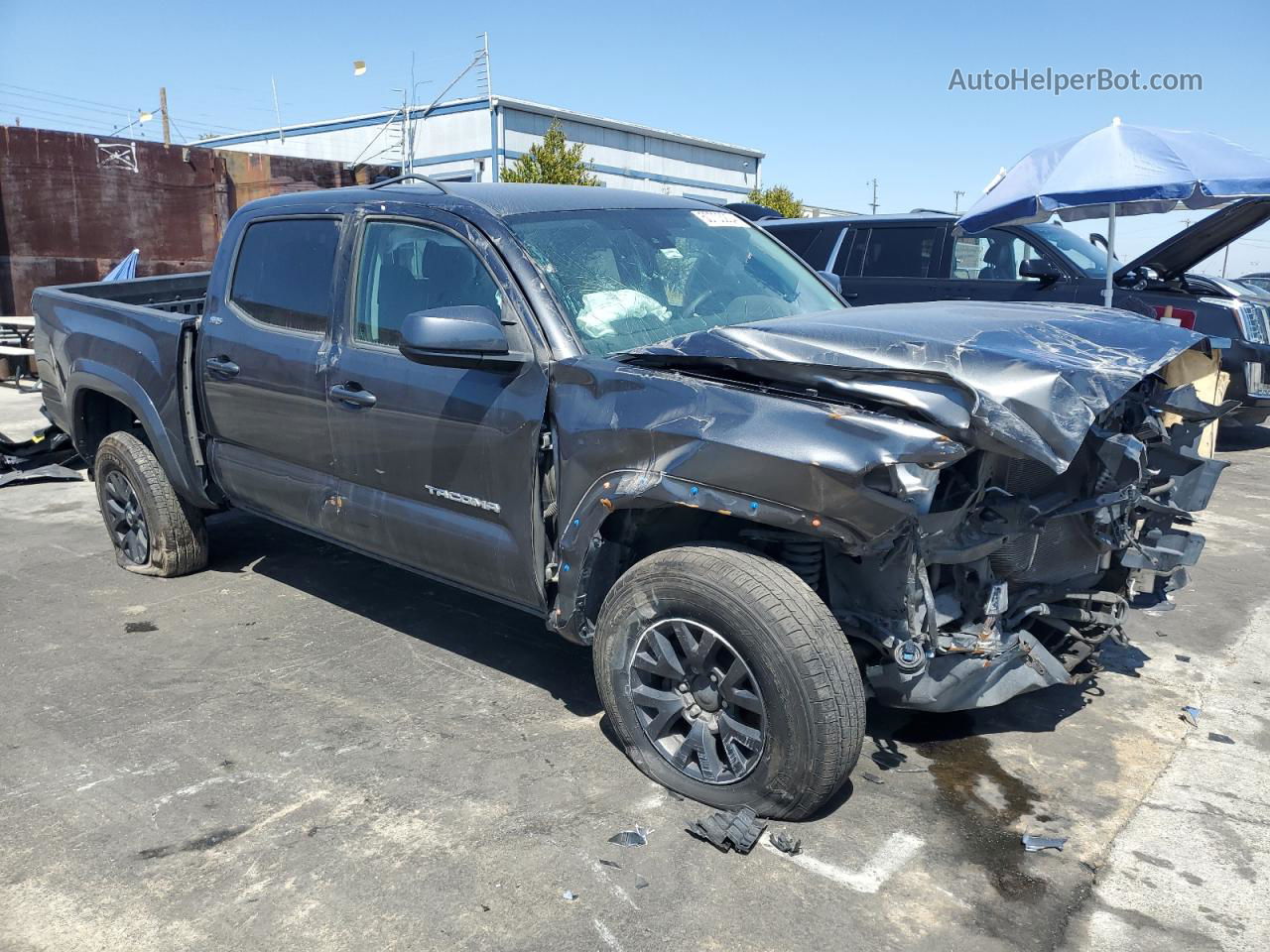 2020 Toyota Tacoma Double Cab Gray vin: 3TMCZ5AN9LM294249