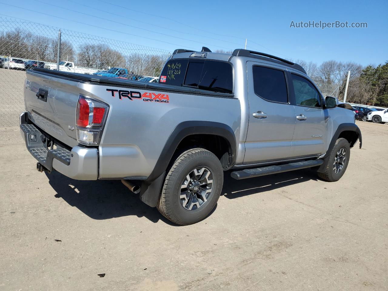 2020 Toyota Tacoma Double Cab Silver vin: 3TMCZ5AN9LM365787