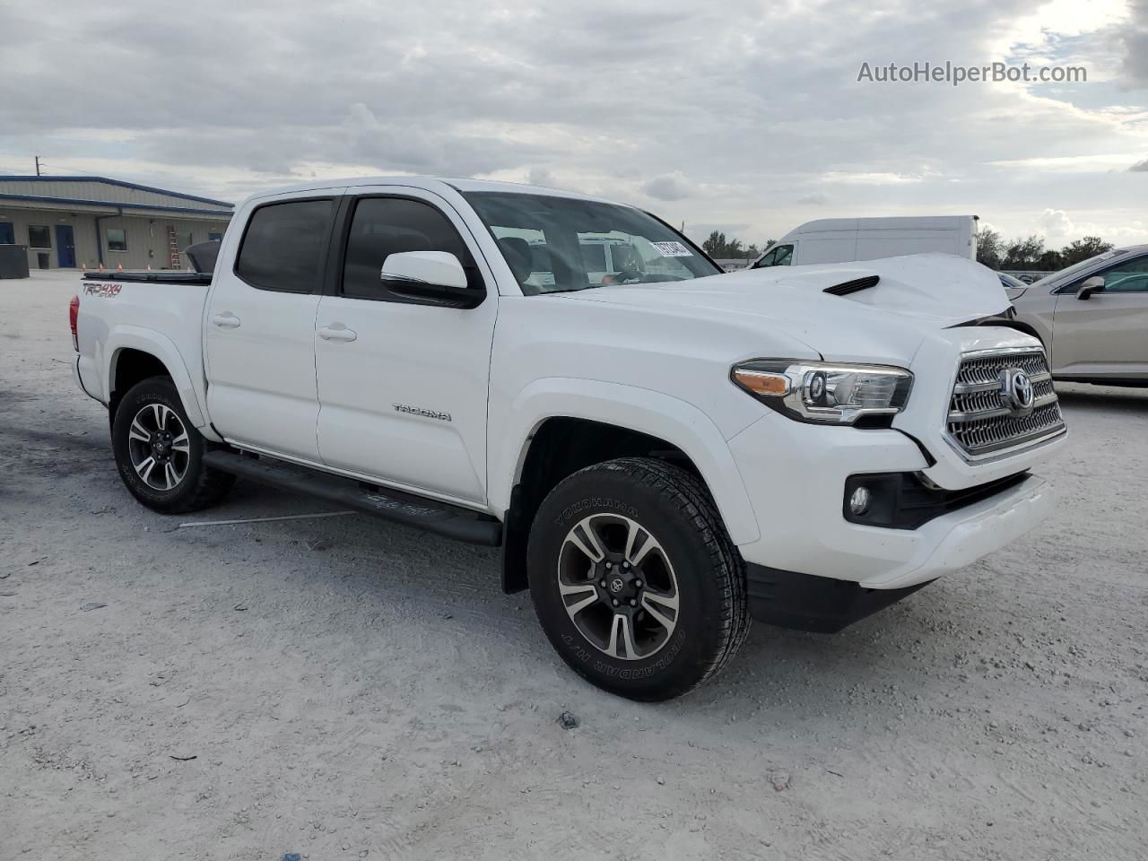 2017 Toyota Tacoma Double Cab Белый vin: 3TMCZ5ANXHM063660